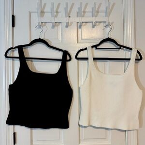 Aritzia | Babaton Sculpt Knit Ribbed Tank Bundle, Black & White, Size XL - EUC